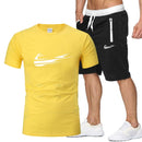 nike sportwear short-sleeved shirt and shorts (2-piece set)